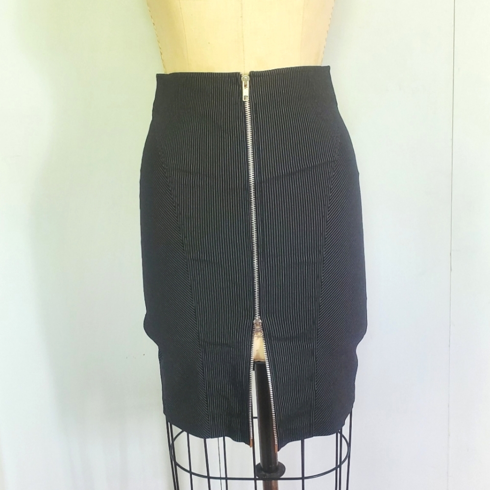 Zipper-Front Pencil Skirt
